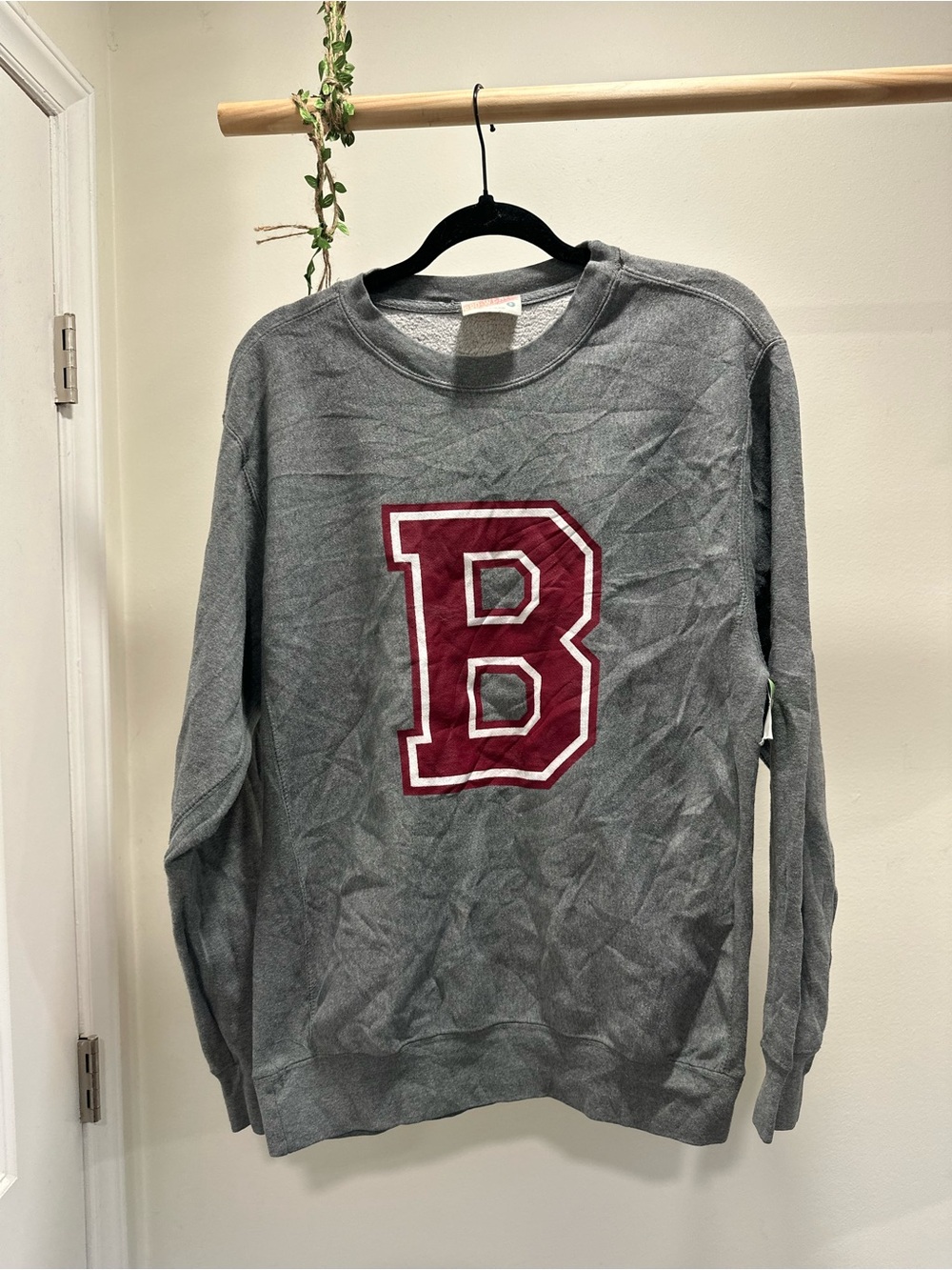 Men’s S | MV Sport Pro Weave Varsity Letter B Crewneck Sweatshirt